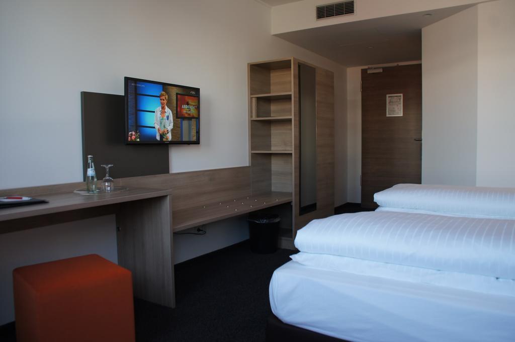 Euro Hotel Friedberg Фридберг Стая снимка