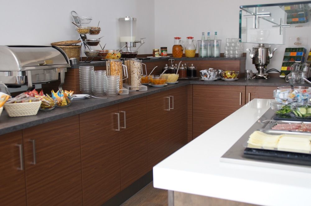 Euro Hotel Friedberg Фридберг Екстериор снимка