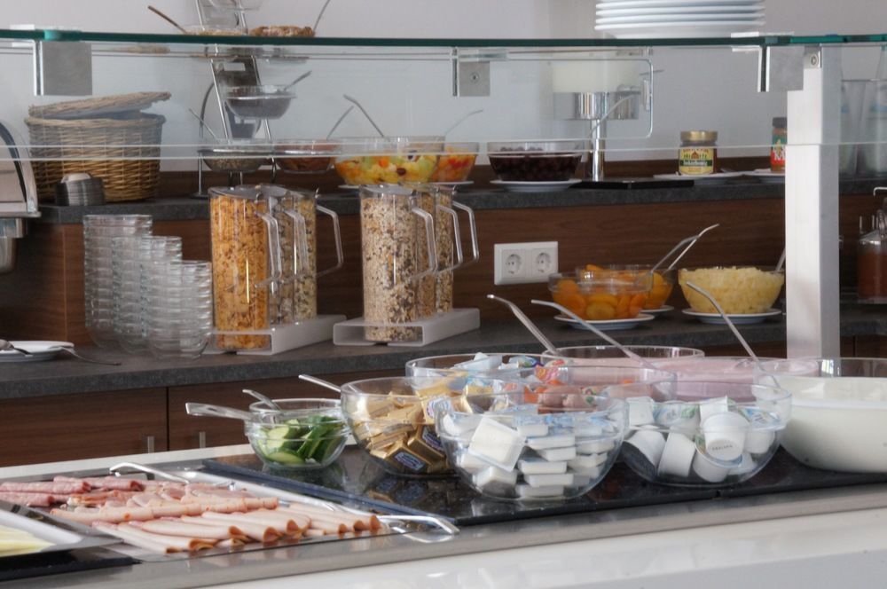 Euro Hotel Friedberg Фридберг Екстериор снимка