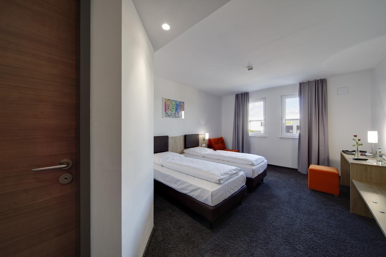 Euro Hotel Friedberg Фридберг Екстериор снимка
